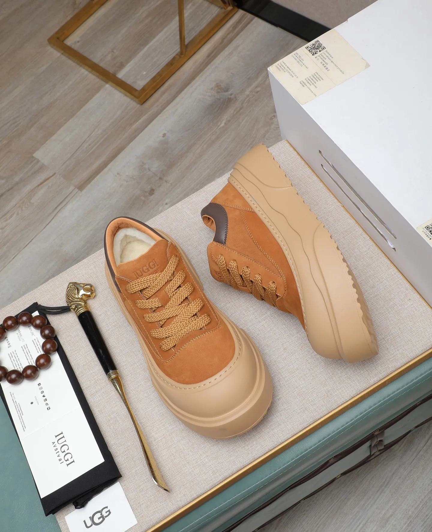 Men's shoes 💰660 IUGGI new retro presbyopia men's shoes, casual and versatile, full of high-end sense, fashionable, luxury and personalized style, joint style, retro presbyopia factor, full of handsome style, first layer suede cowhide, lining wool, rubber outsole, light and non-slip size: 39-44
